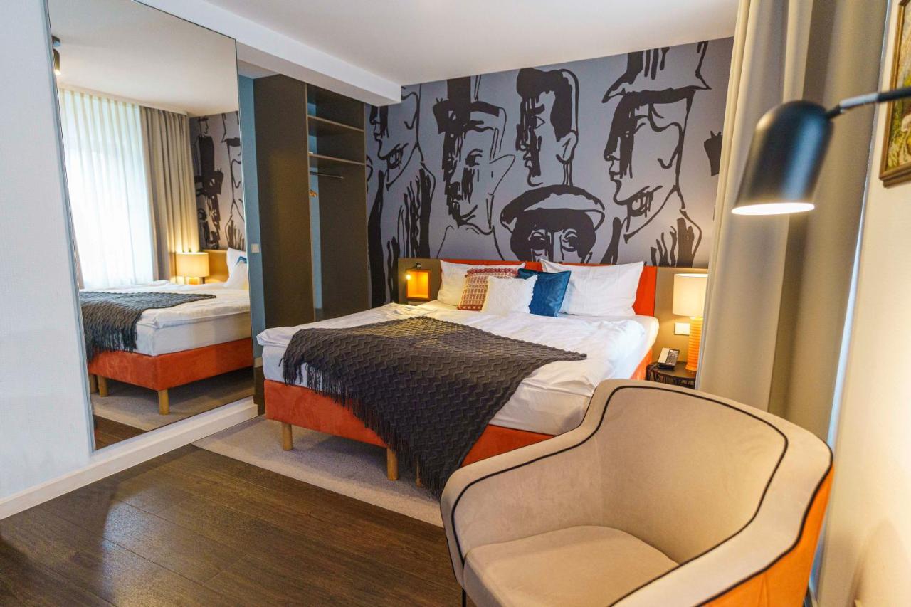 Tante Alma'S Bonner Hotel מראה חיצוני תמונה
